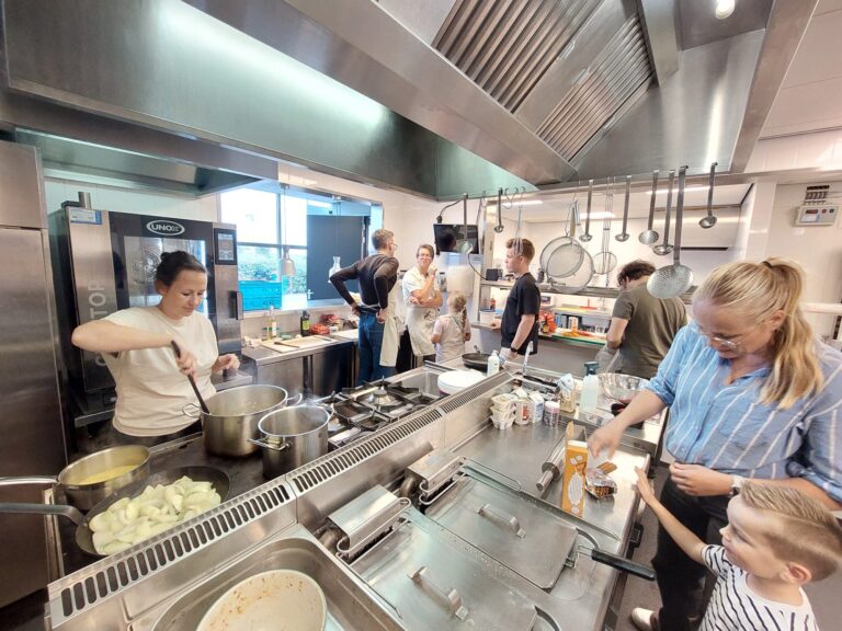 12fc1f60-b4dc-46d7-9e38-87703eb1ee66