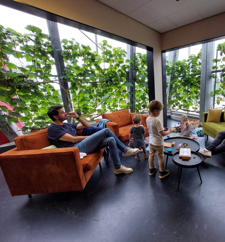 f73bcce5-eca2-4ec3-ba75-35aad562c773